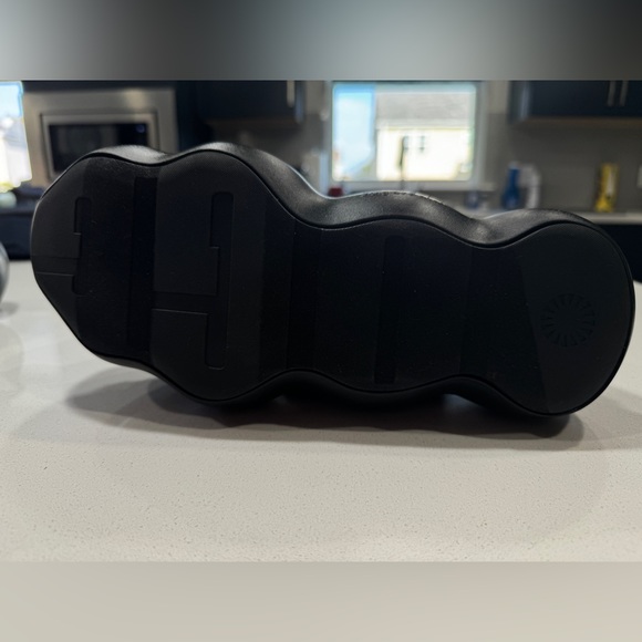 UGG Women’s Sugarcloud Slide Sandals In Black Size 10 MSRP $150 - Picture 8 of 12